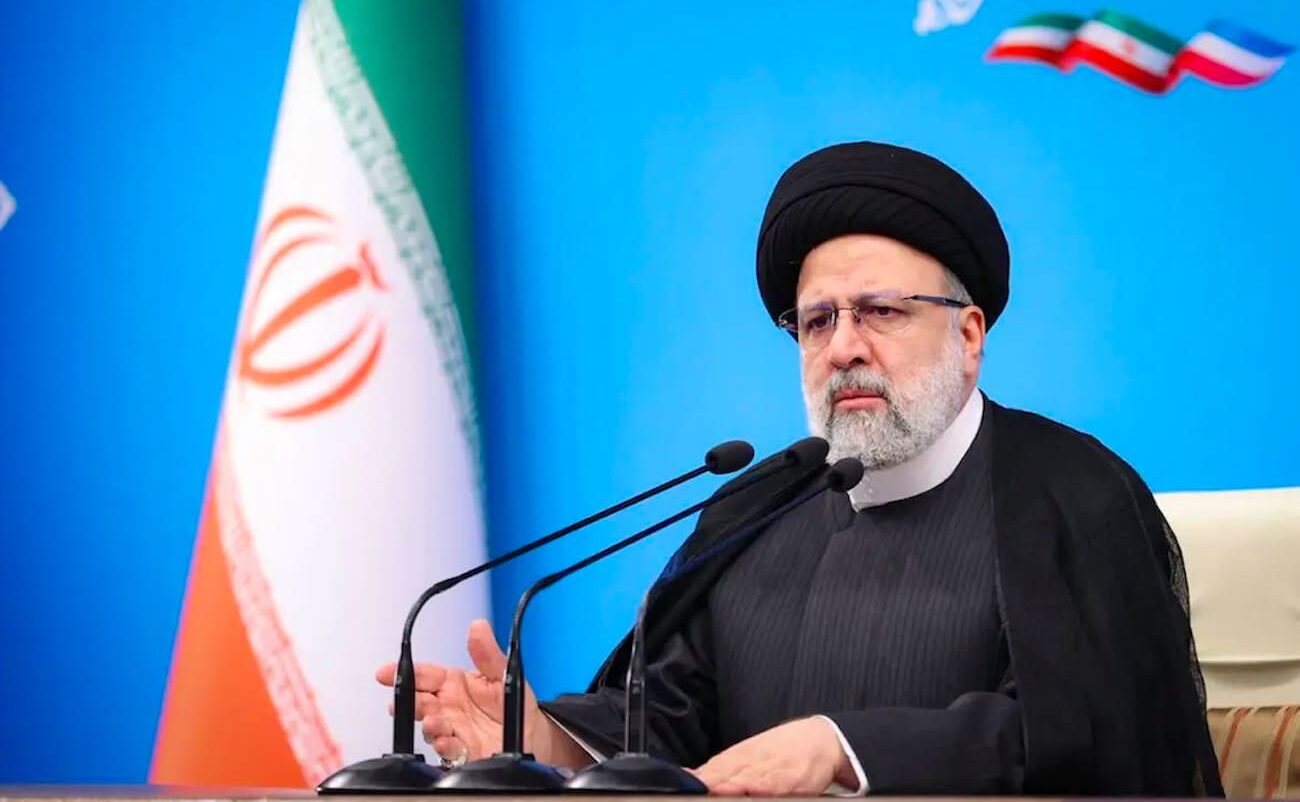 Iran, atterraggio “difficile” per il presidente Raisi