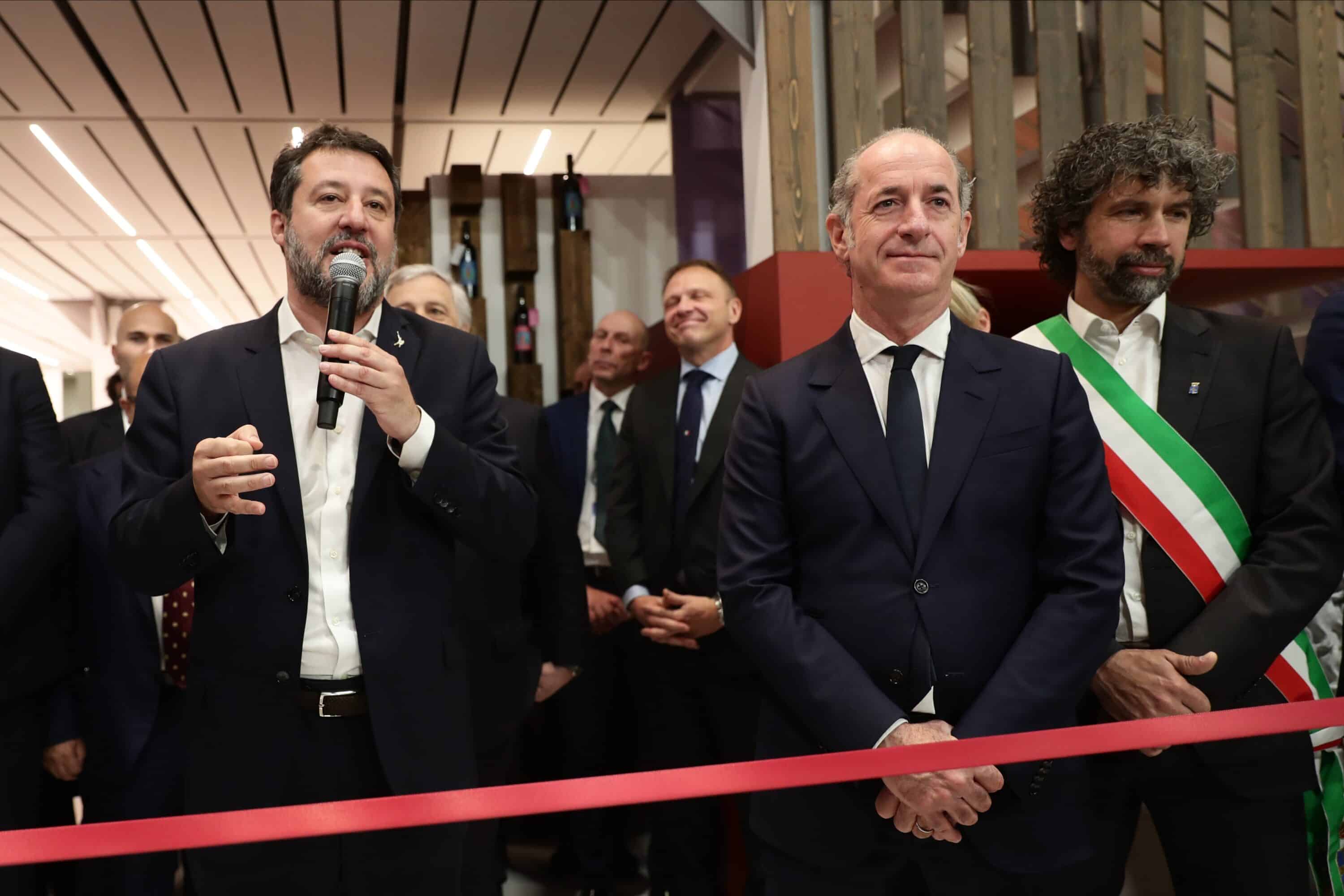 La Lega si divide sul fine vita: Salvini esulta per la bocciatura della proposta nel Veneto di Zaia