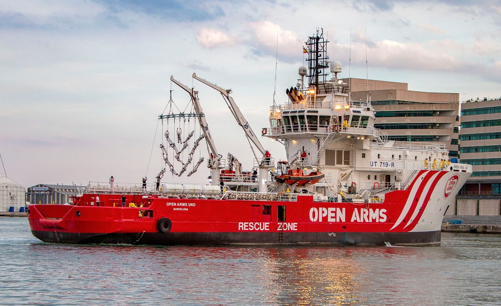 Altro stop per Open Arms. Ormai salvare vite in mare è diventato un calvario