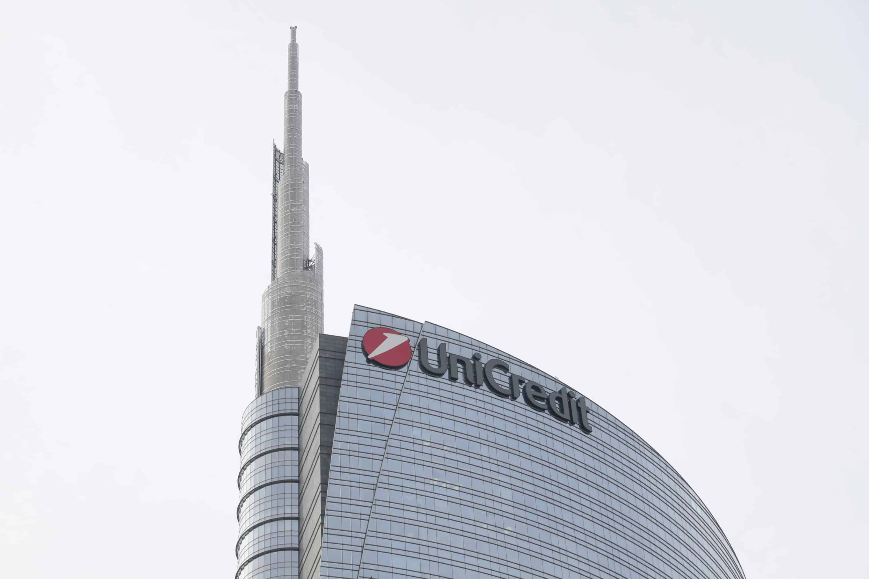 Unicredit ringrazia la Bce e chiude un 2023 da record: mai profitti così alti