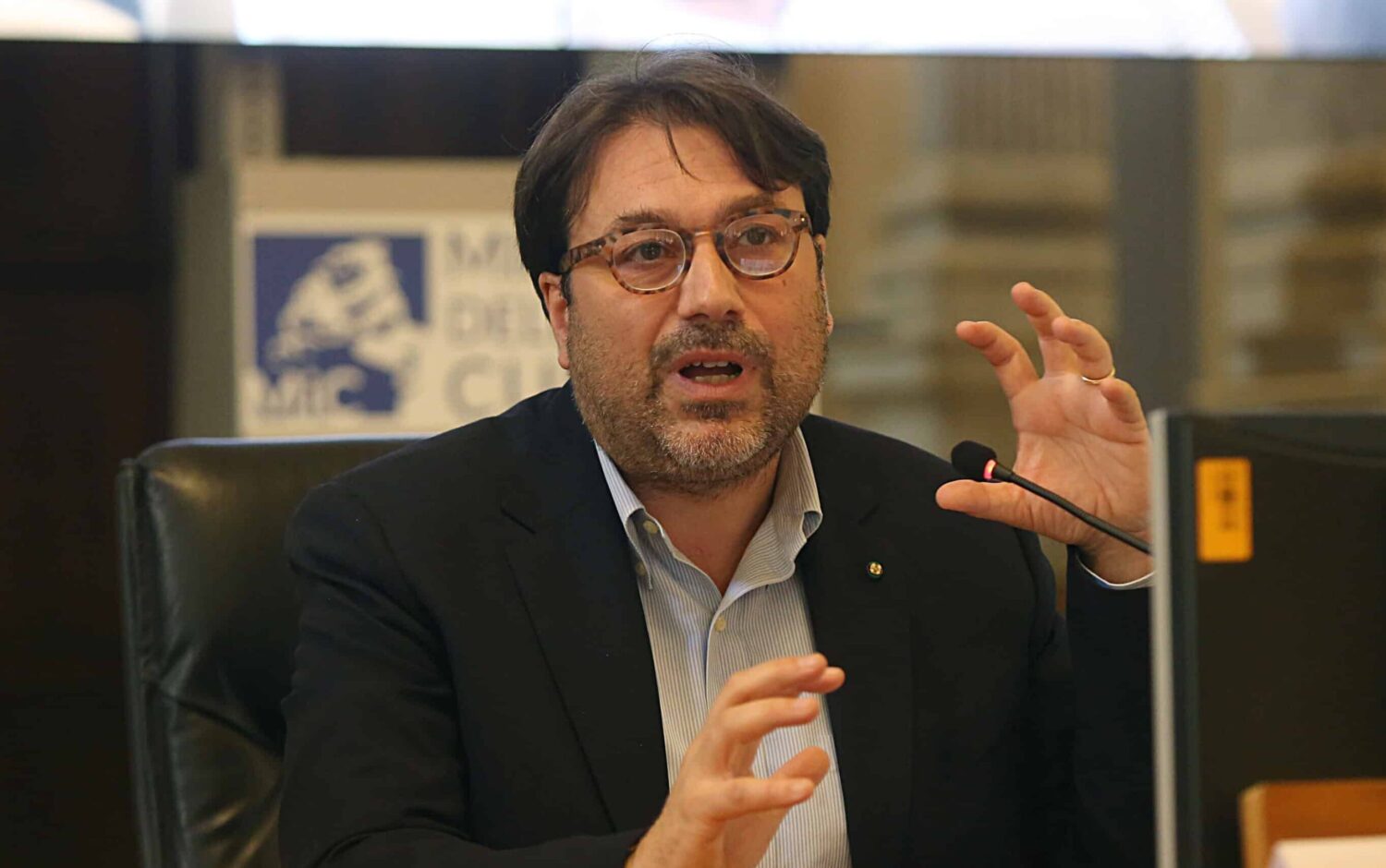 Montanari: “Le destre attaccano i giornali perché li temono”