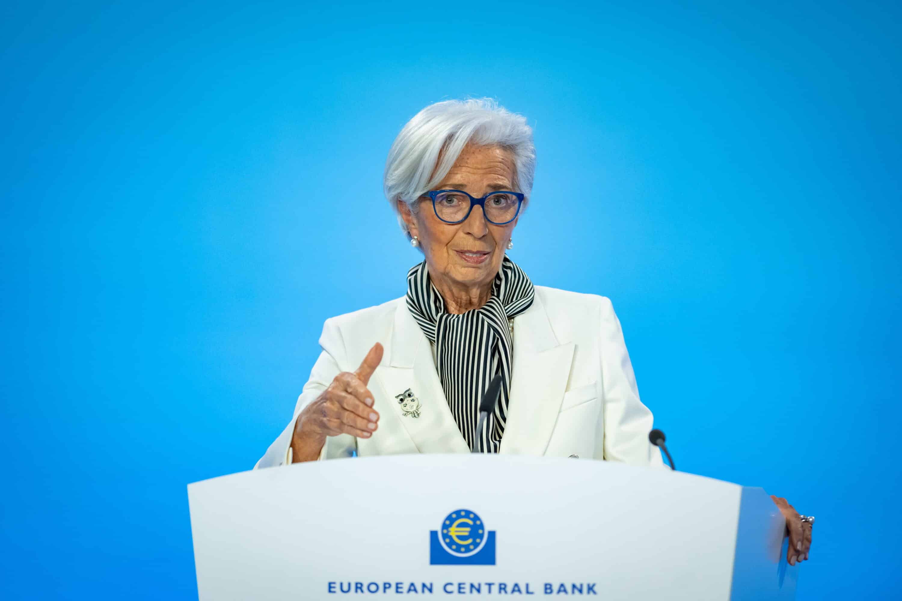 Il paradosso della Bce: l’economia ristagna, ma Lagarde si oppone ancora all’aumento dei salari