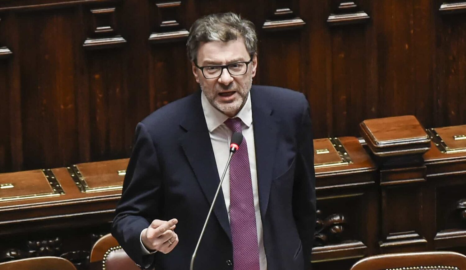 Privatizzazioni, Giorgetti nega la svendita di Stato. Mentre si prepara a fare cassa