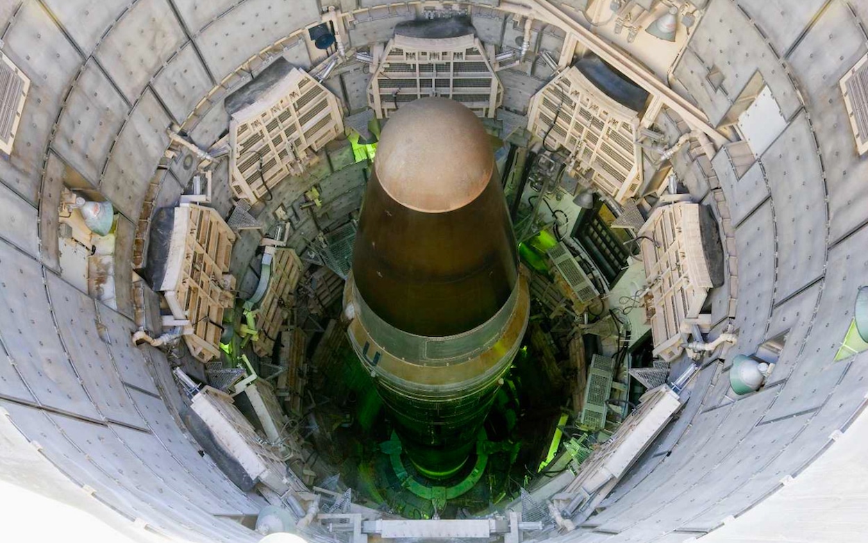 La Russia reagirà se gli Usa dispiegheranno testate nucleari nel Regno Unito