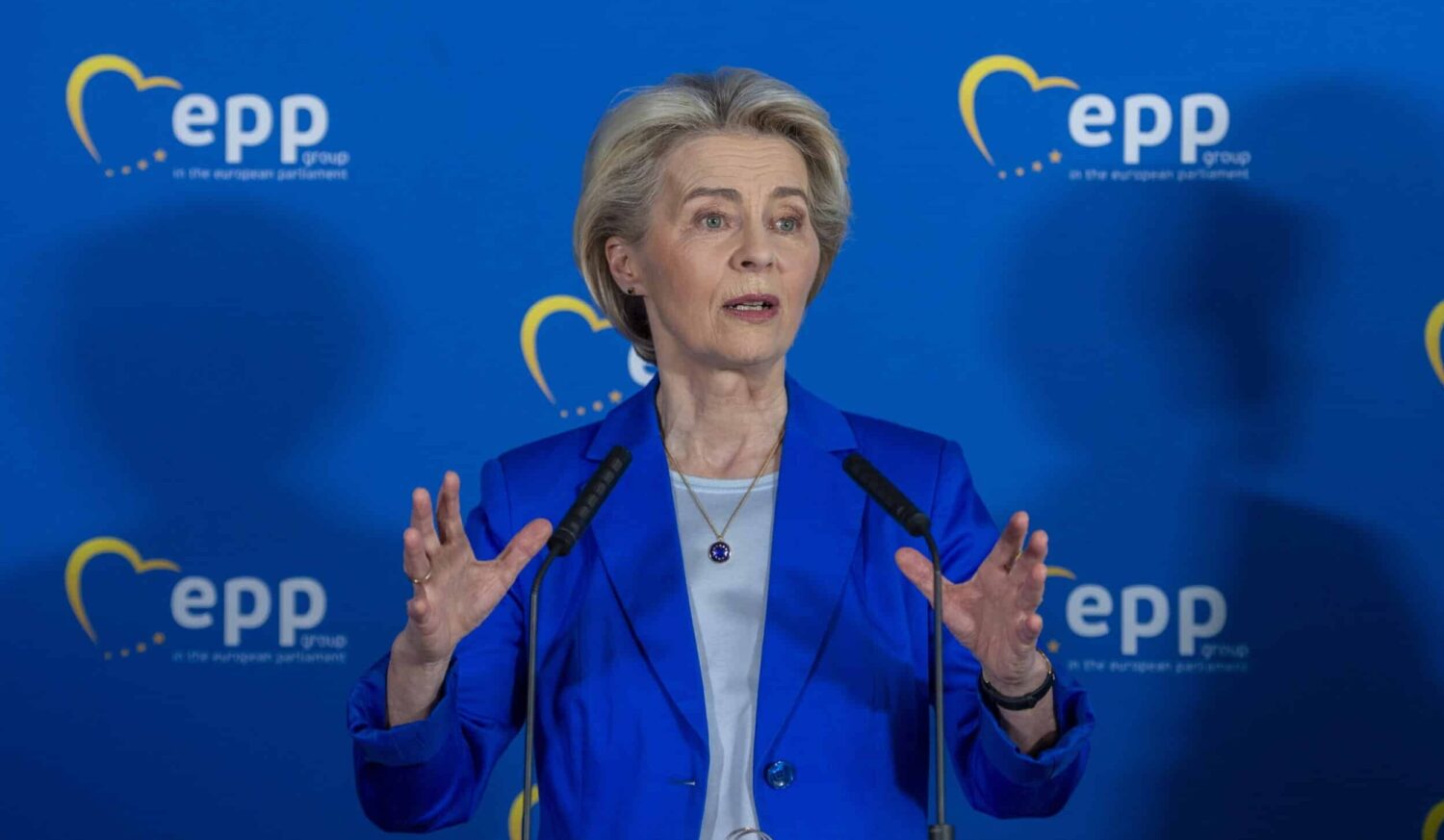 Ucraina, von der Leyen: “Putin deve deporre le armi”