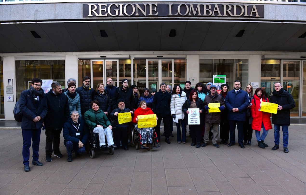 In Lombardia il grido dei caregiver. “La Regione ci distrugge”