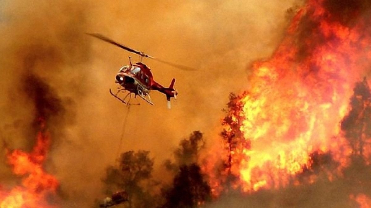 La Sardegna a corto di elicotteri antincendio