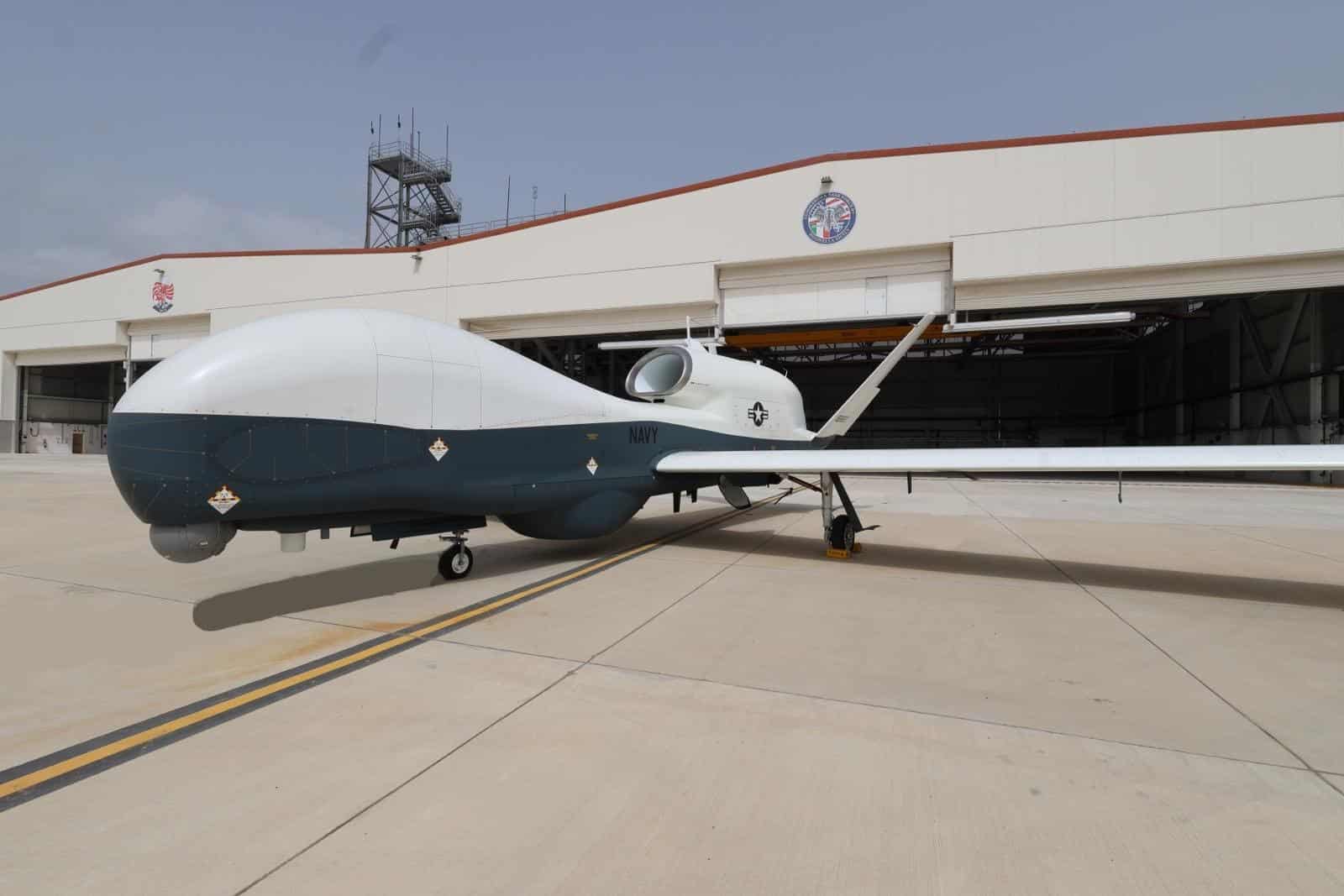 A Sigonella è arrivato Triton. Il super drone della Marina Usa è già operativo