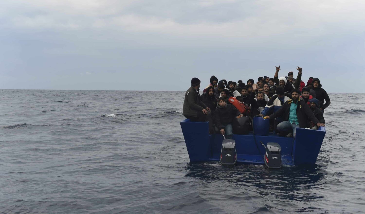 Migranti, i finanzieri scoprono tre false onlus che utilizzavano i contributi pubblici per finalità privatistiche ed estranee al settore dell’accoglienza. Quantificato in 5 milioni di euro il danno erariale