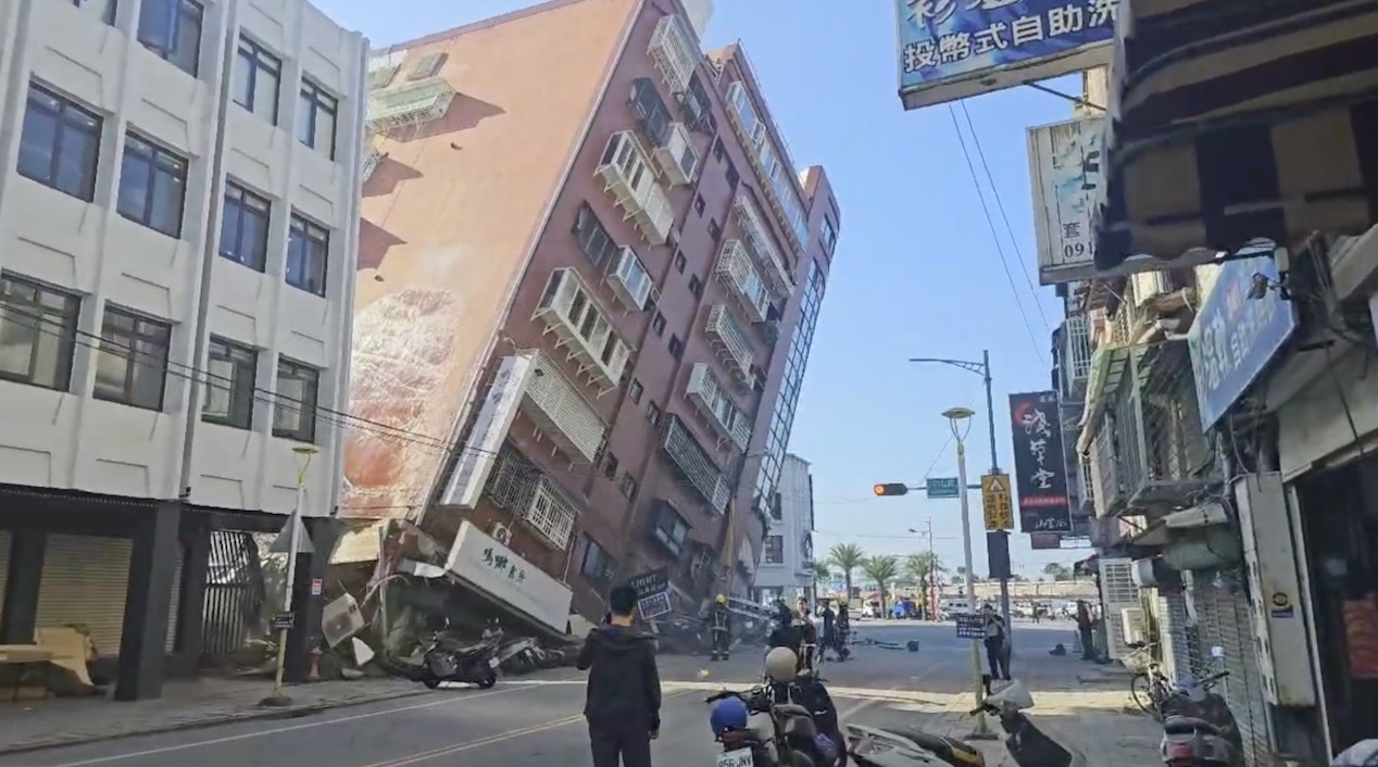 Terremoto a Taiwan. 4 morti, 50 feriti. Danni a diversi edifici.