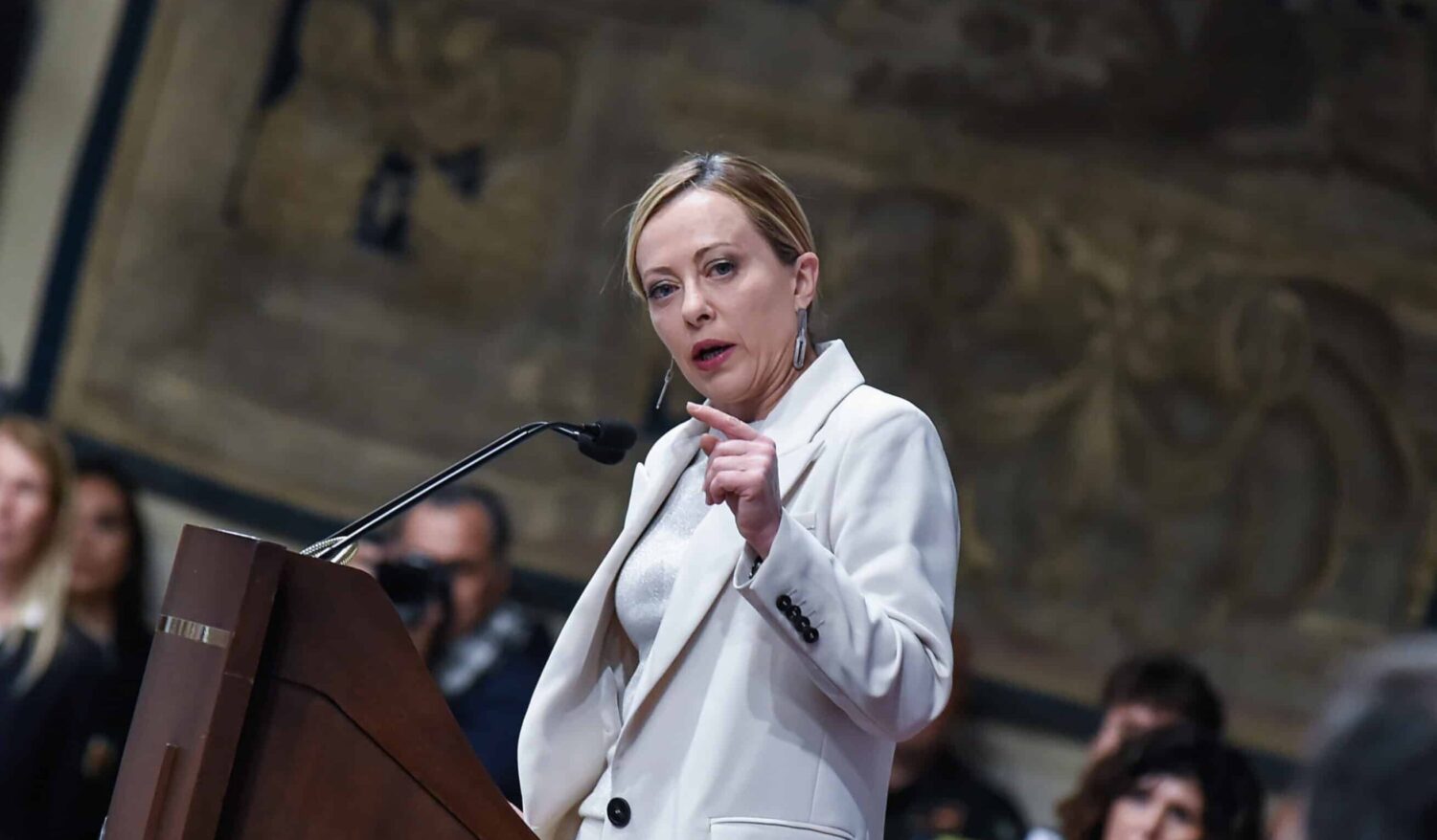 Retromarcia sul Redditometro, Meloni sospende il decreto che lo reintroduce