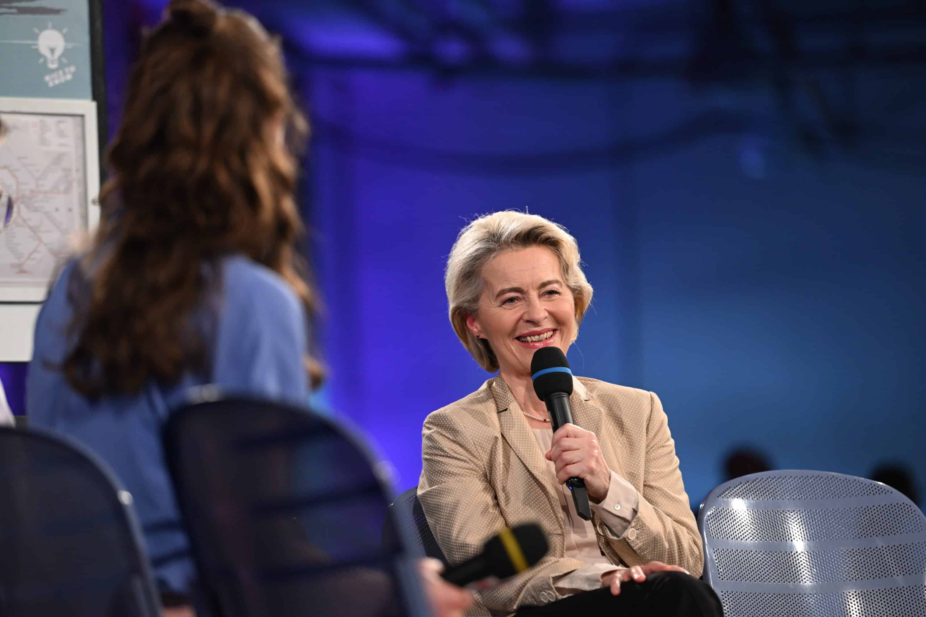 La campagna elettorale di von der Leyen? Per il sito “Politico” viola le regole di trasparenza dell’Ue