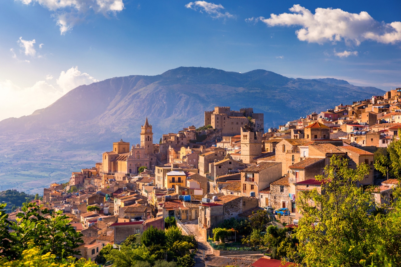 Scopri la cultura italiana e i suoi artisti siciliani famosi