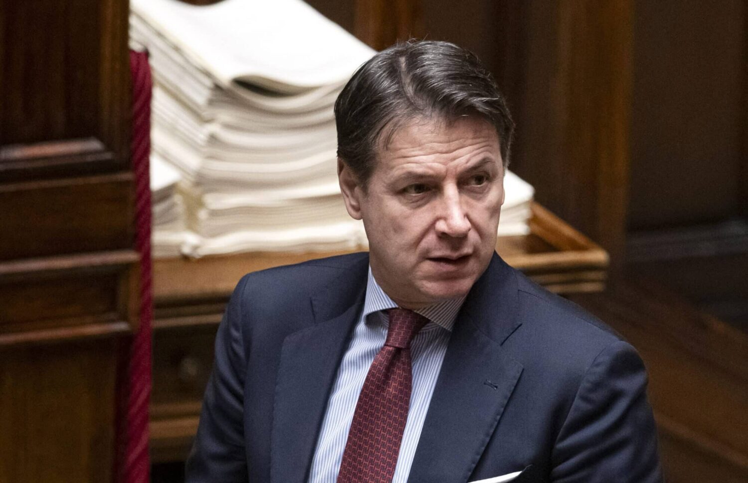 Conte raduna i parlamentari dopo il crollo alle Europee