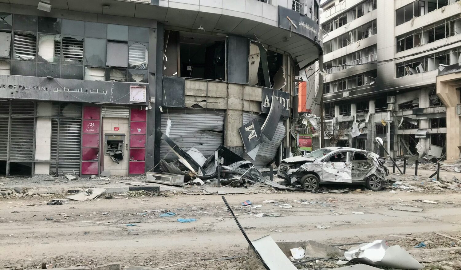In Siria è caduto il regime di Assad e subito Netanyahu e Erdoğan ne approfittano occupando aree strategiche del Paese mediorientale