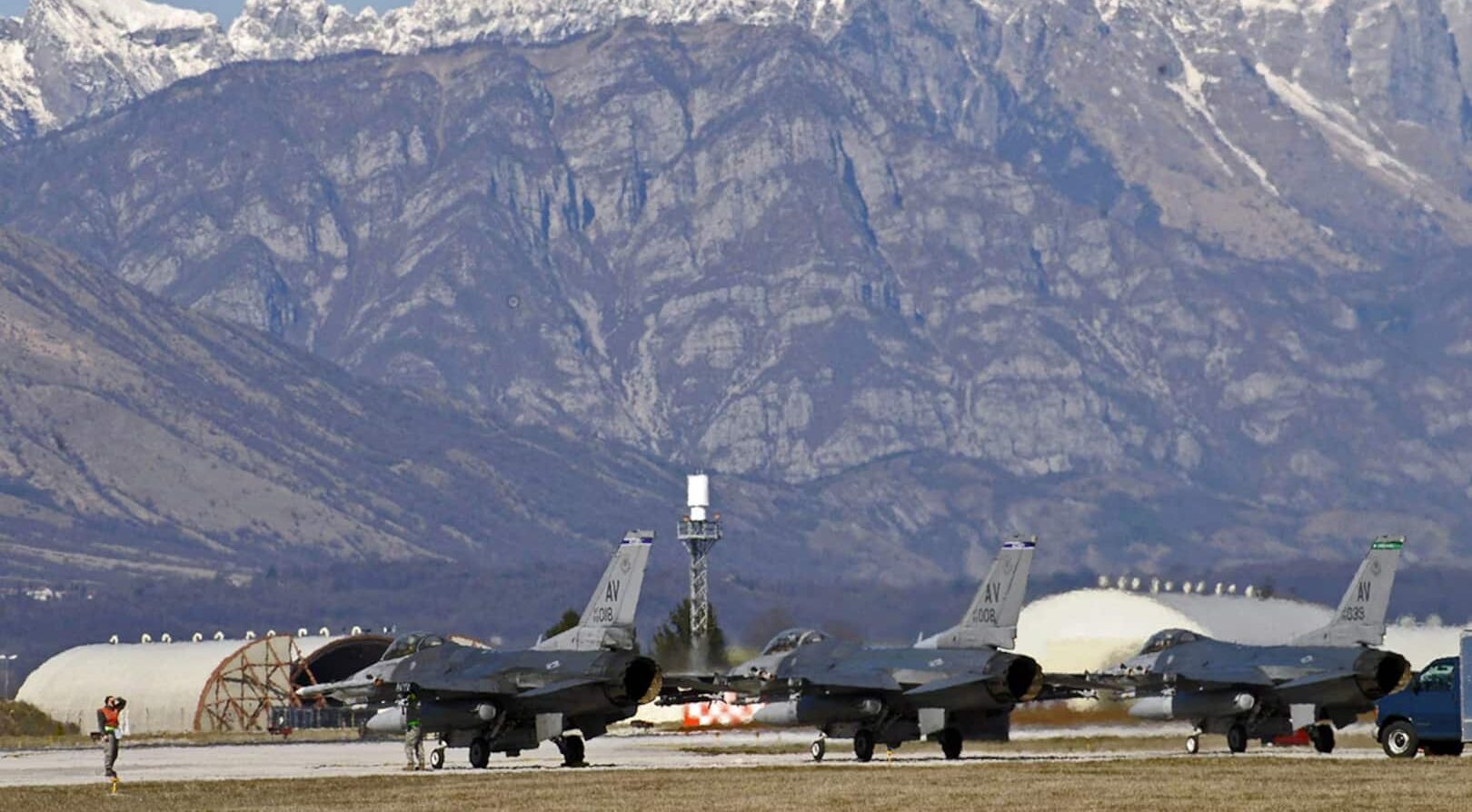 Rischio attentati contro le basi Usa in Europa, innalzato lo stato di allerta