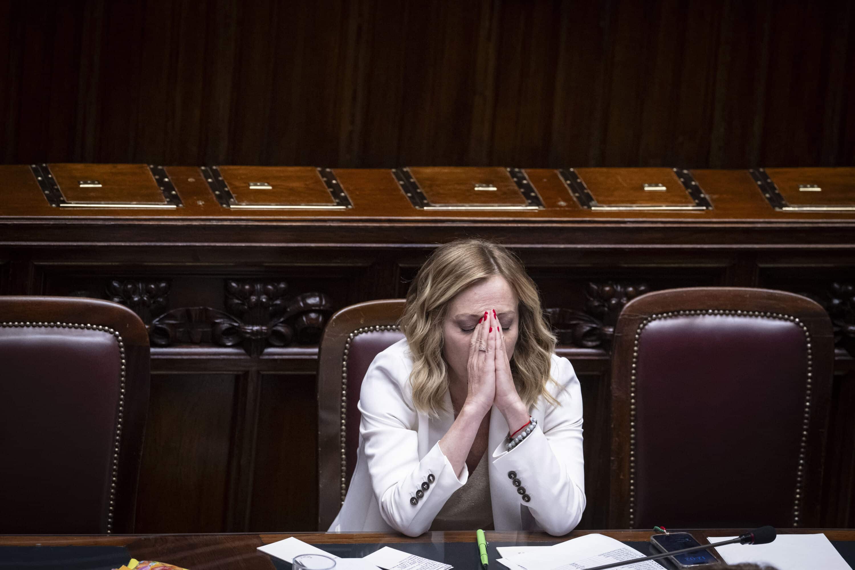 Fanpage, giornalisti sotto copertura metodo da regime? L’analisi della giurista Azzollini smonta la versione di Giorgia
