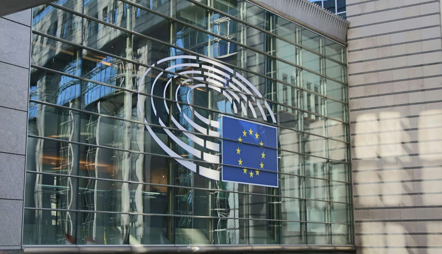 Deflagra il Huawei-gate. È bufera sul Parlamento Ue
