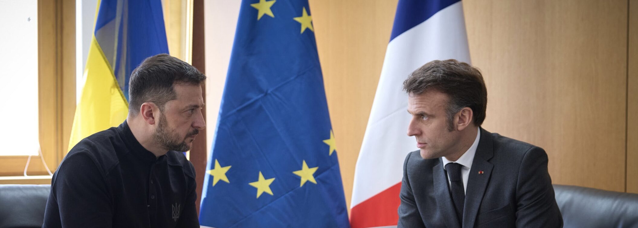 L’Ucraina allo stremo, tour europeo di Zelensky a caccia di armi e aiuti L’Ucraina allo stremo, tour europeo di Zelensky a caccia di armi e aiuti