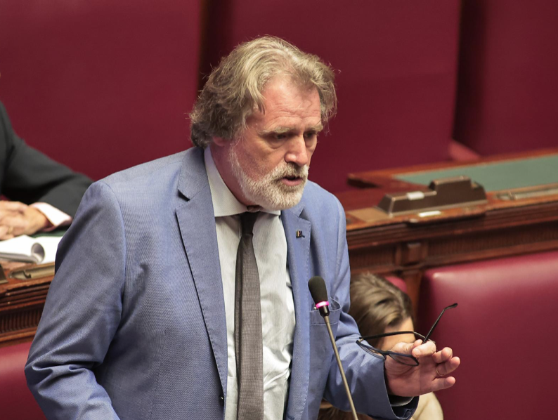 “Il problema restano le liste d’attesa. E il governo lo aggrava”: parla il capogruppo del M5S in Commissione Affari Sociali alla Camera, Quartini “Il problema restano le liste d’attesa. E il governo lo aggrava”: parla il capogruppo del M5S in Commissione Affari Sociali alla Camera, Quartini