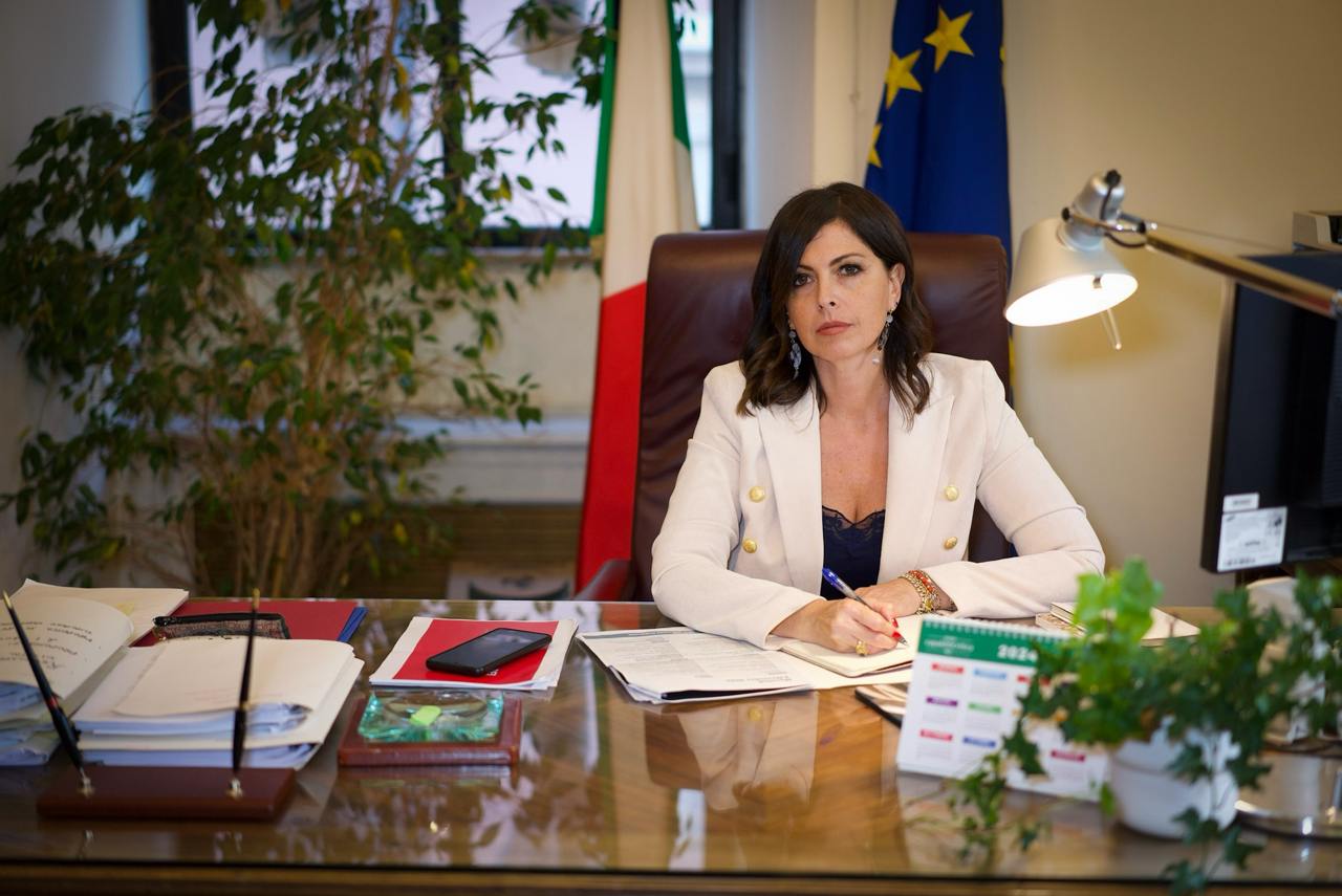 “Giornalismo indipendente, per Meloni resta un problema”: parla la presidente della Vigilanza Rai, Floridia “Giornalismo indipendente, per Meloni resta un problema”: parla la presidente della Vigilanza Rai, Floridia