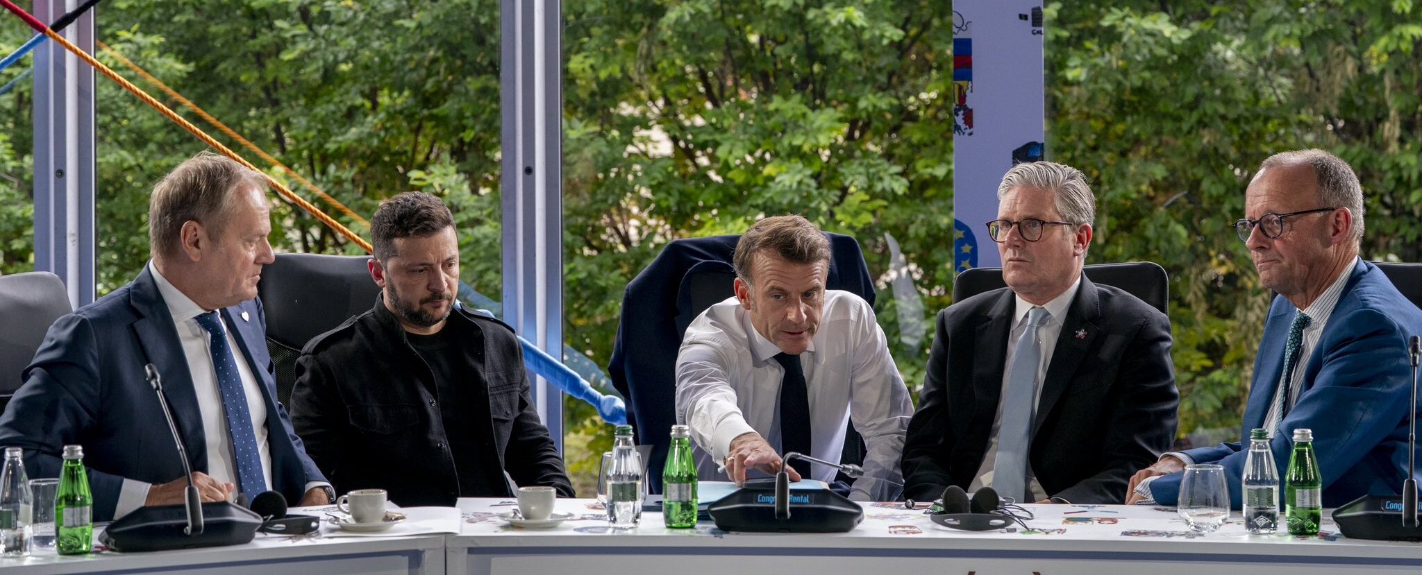 L’Italia esclusa anche dal vertice di Tirana: Meloni isolata e ignorata da Macron, Merz e Starmer