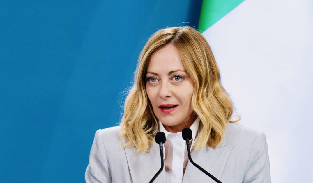 Gaza, Meloni condanna Netanyahu a metà: alle critiche non seguono azioni concrete Gaza, Meloni condanna Netanyahu a metà: alle critiche non seguono azioni concrete