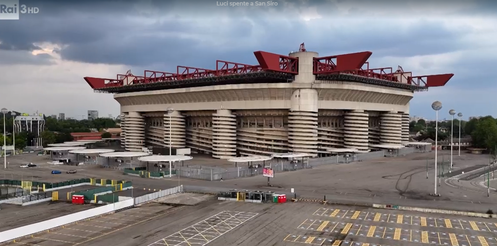 San Siro, Sala diserta il Consiglio comunale sulle operazioni stadio e Lido svelati da La Notizia e Report San Siro, Sala diserta il Consiglio comunale sulle operazioni stadio e Lido svelati da La Notizia e Report