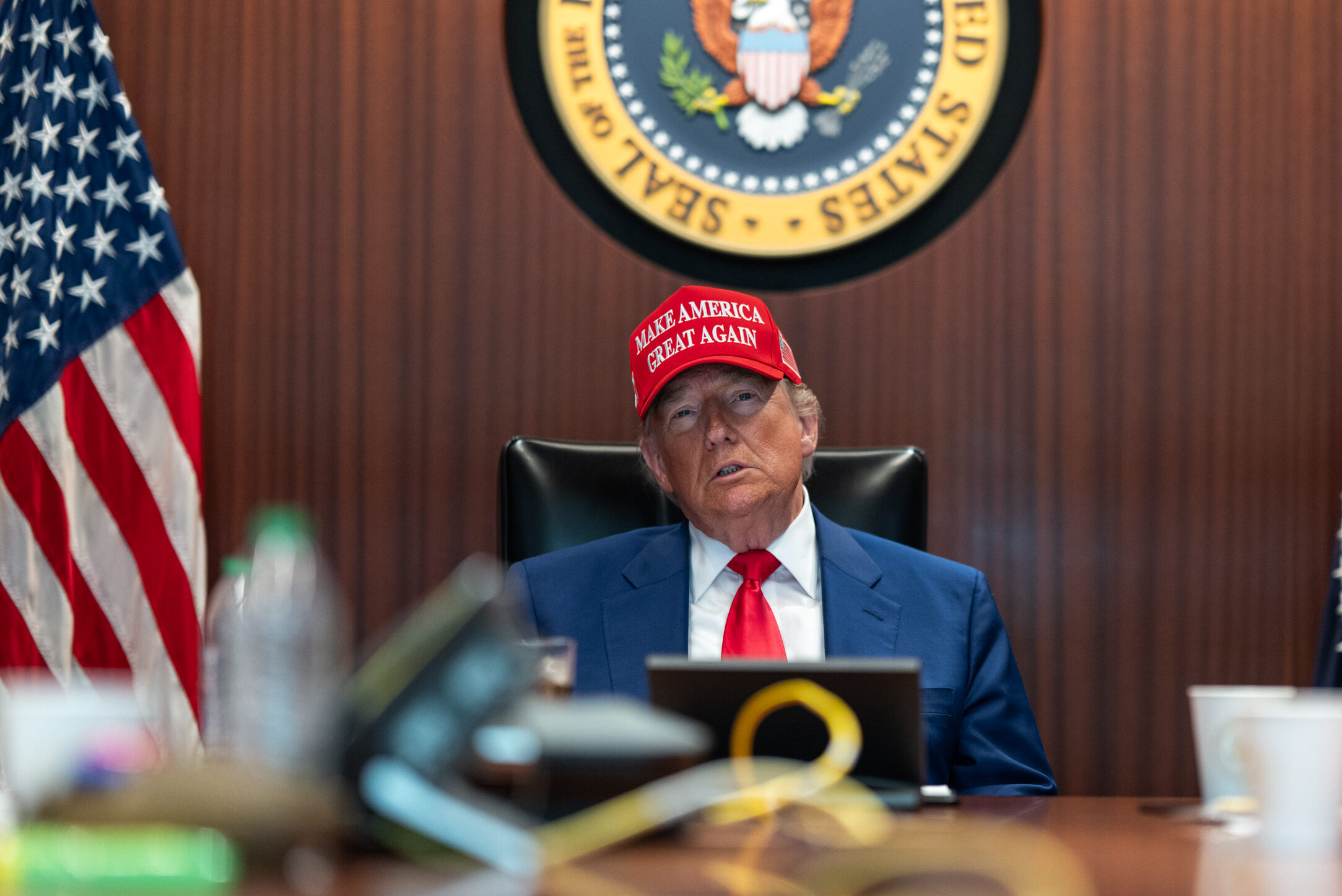 Nato, Trump mette nel mirino la Spagna: vietato opporsi alla deriva bellicista