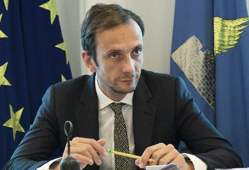 Sondaggi politici, chi sono i sindaci e i presidenti di Regione più e meno amati