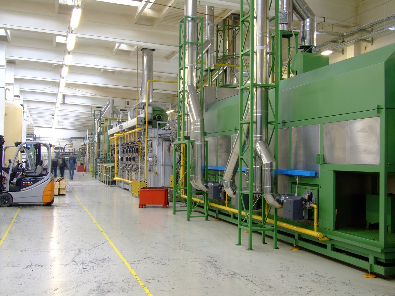 l8217industria italiana cade a pezzi nuovo calo della produzione su base annua