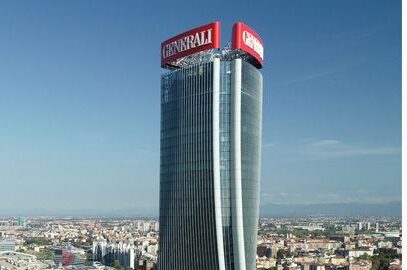 Generali continua a trattare con Mediobanca e intanto fa registrare una nuova crescita dell’utile netto