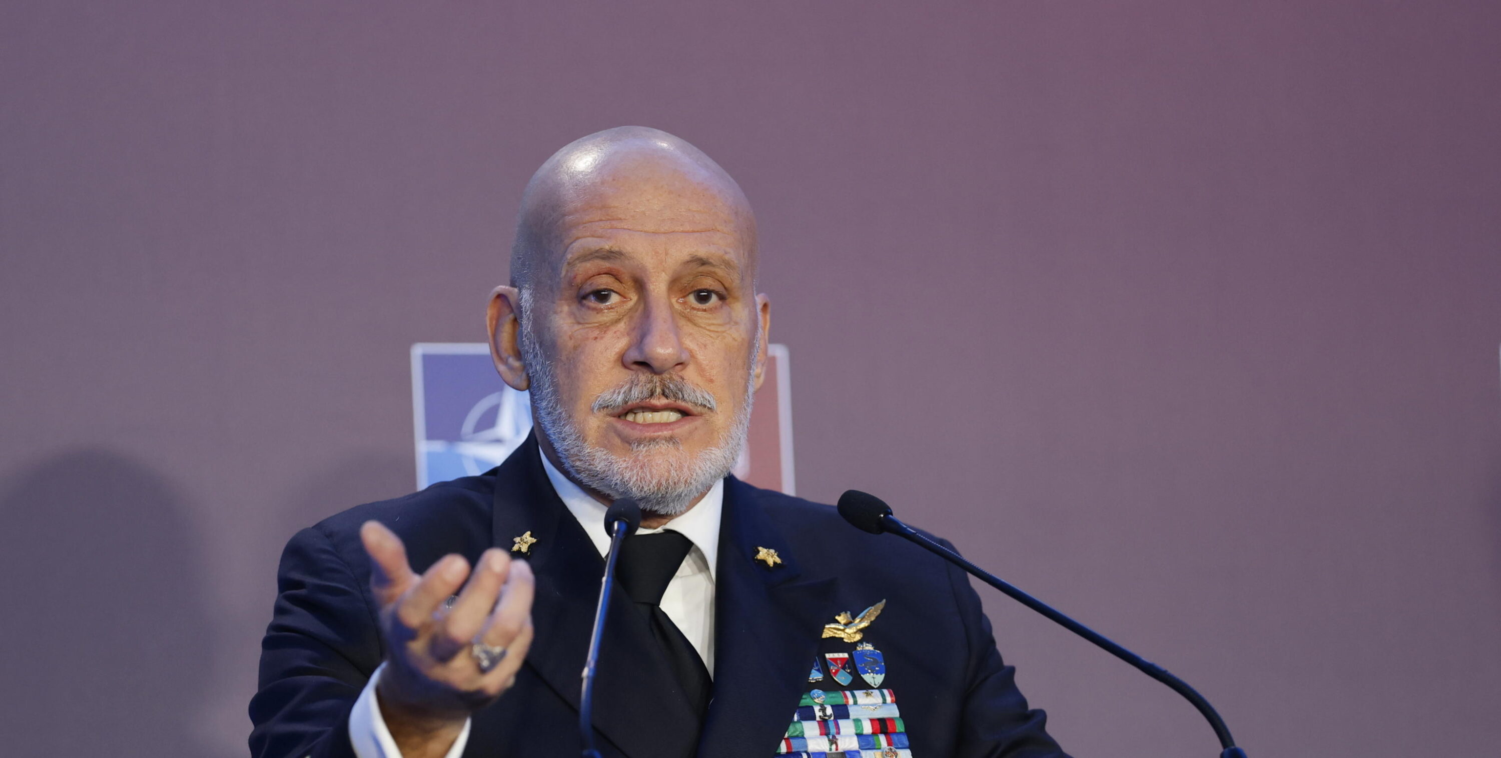 Guerra in Ucraina, l’ammiraglio Cavo Dragone: “La Nato valuta risposte più aggressive alla Russia”