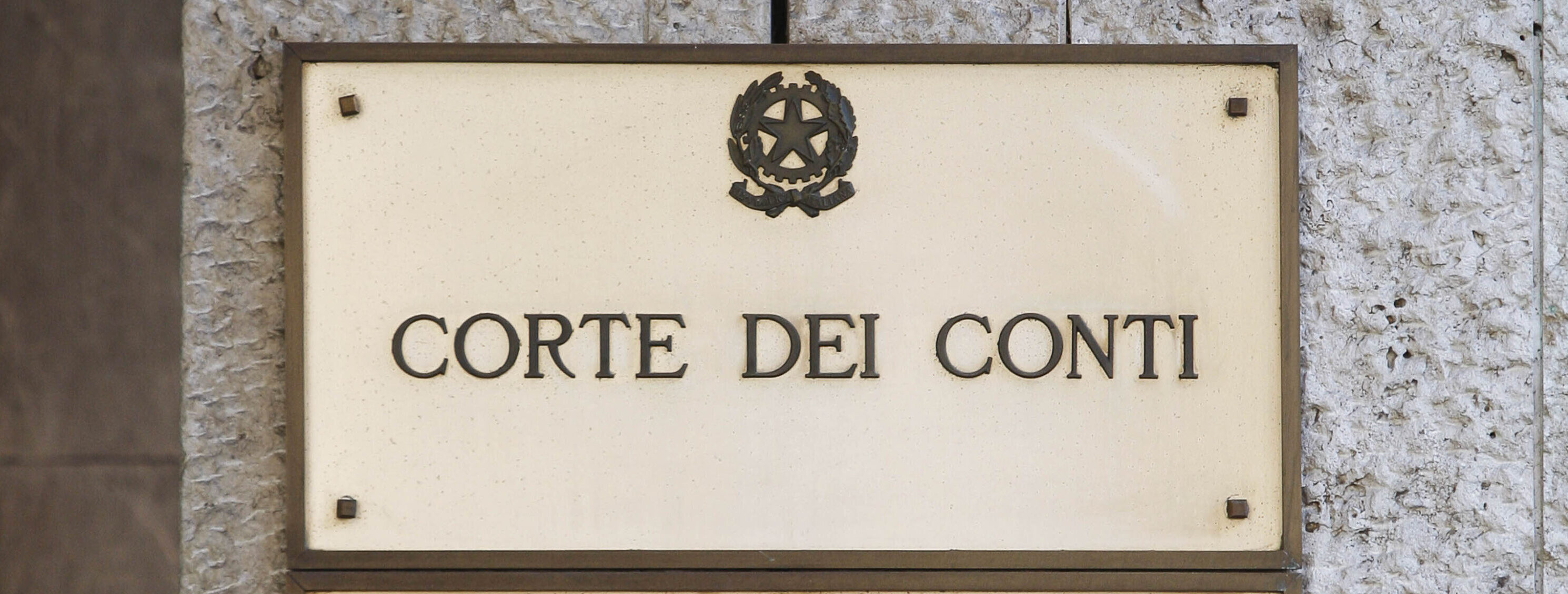 Un governo allergico ai controlli