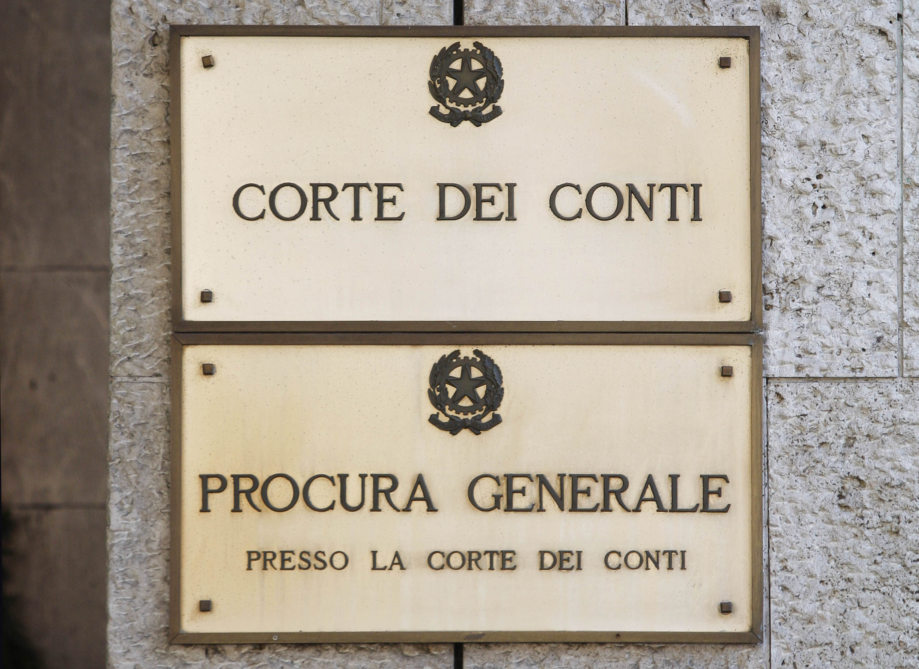 Corte dei Conti, cosa cambia con il blitz di fine anno delle destre per indebolire i controlli