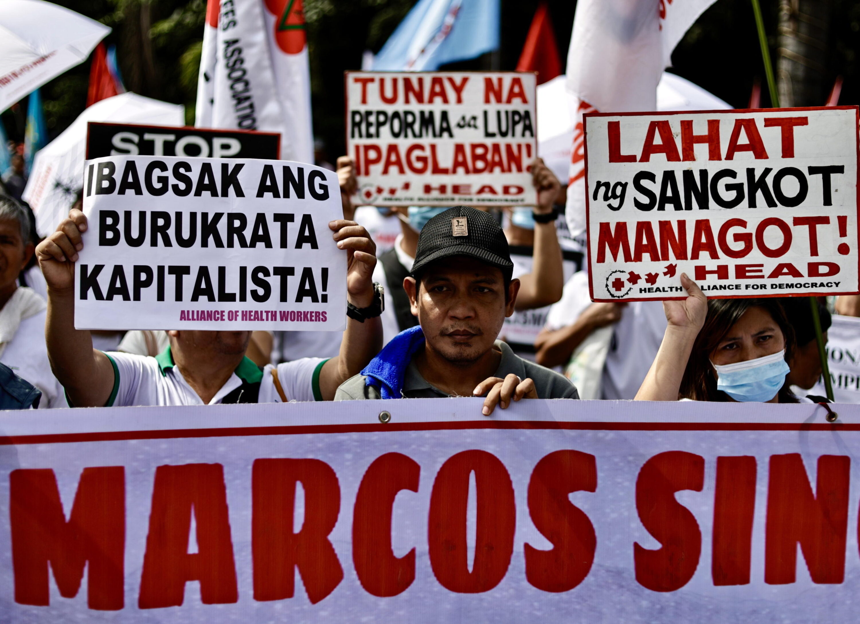 Nelle Filippine divampa la crisi politica: presentata una mozione di impeachment contro Marcos