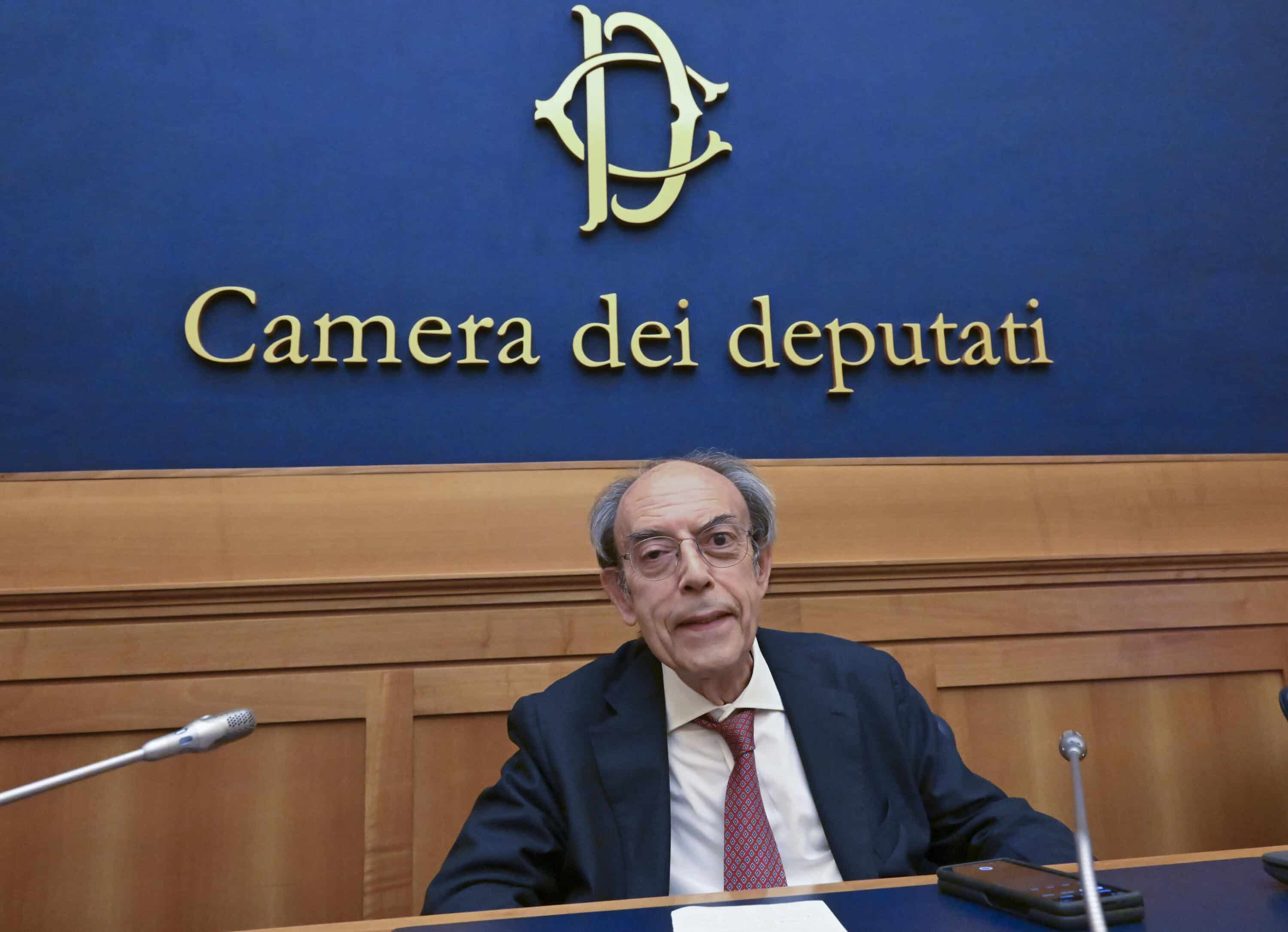 “Una deriva in stile orbaniano con le riforme del governo”: parla il costituzionalista, Massimo Villone