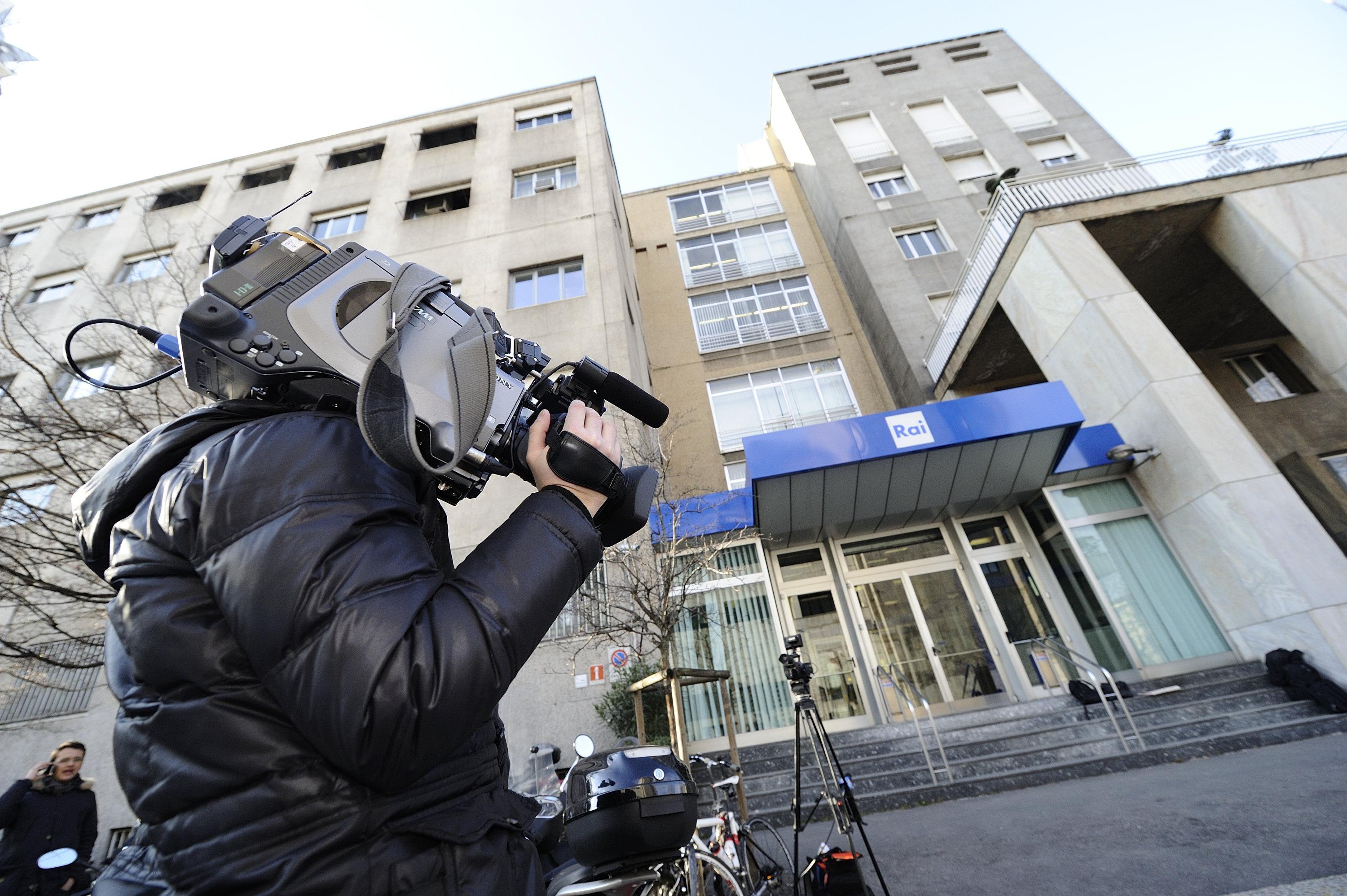 Telemeloni vende la sede di corso Sempione, per riaffittarla. Poi andrà in locazione da Fondazione Fiera. Costo: 159milioni in 29 anni