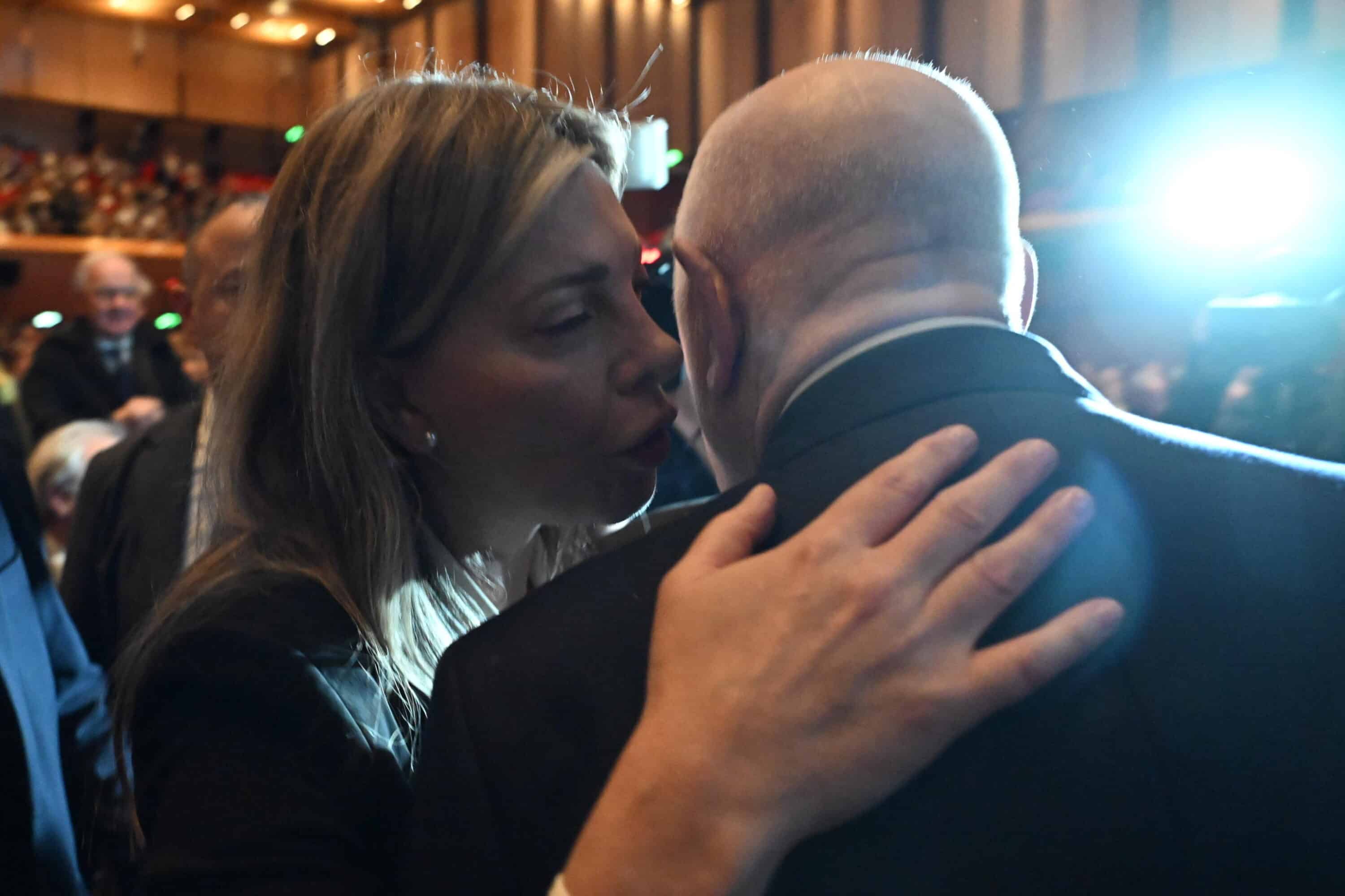 Nordio blinda Bartolozzi e regala un assist al No, ma ormai la fedelissima del ministro divide anche la maggioranza