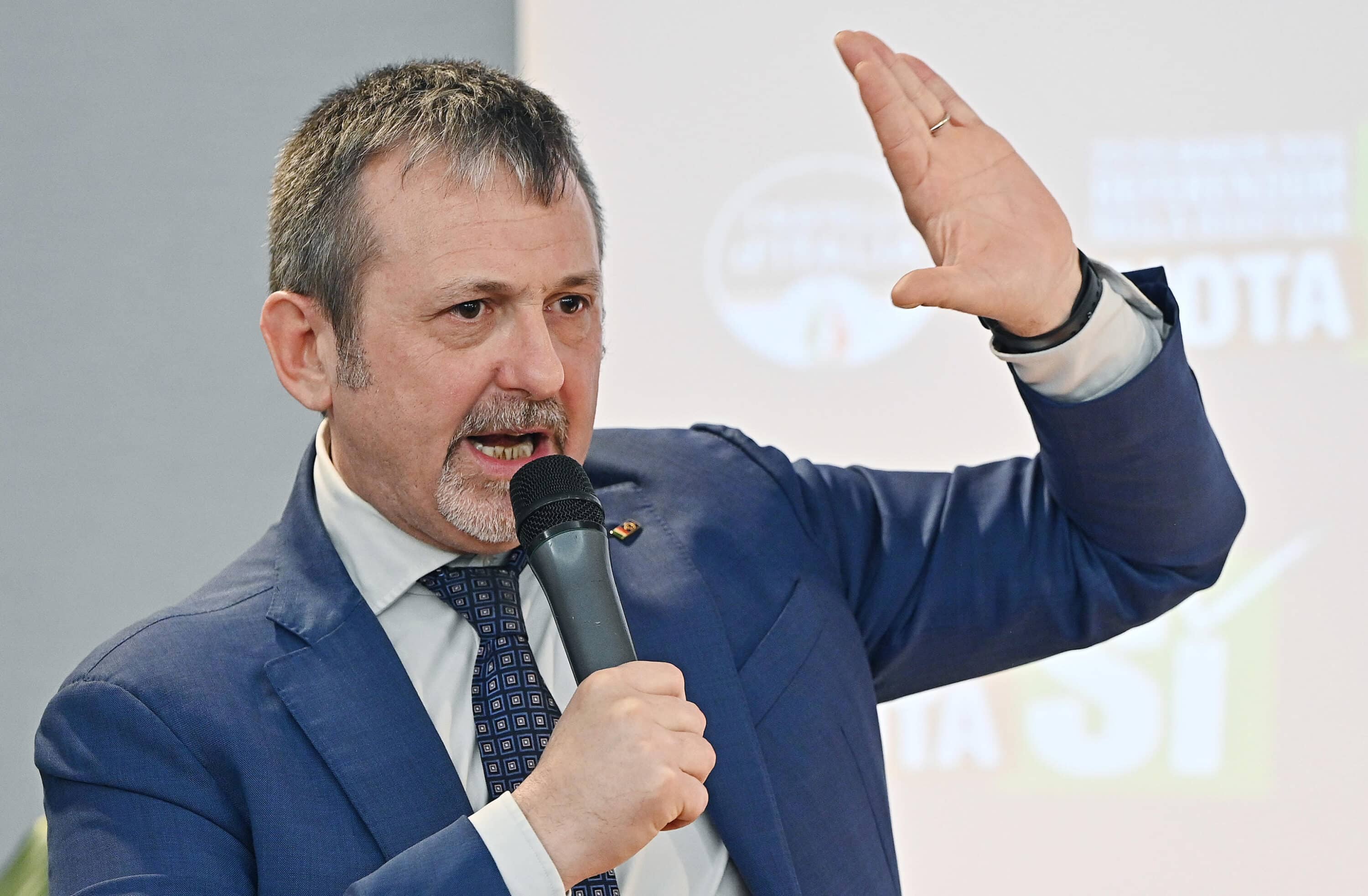 delmastro la singolare difesa dell8217ex sottosegretario in antimafia la societ224 con caroccia non ho googolato il suo nome altrimenti non l8217averi fatta da Lanotiziagiornale.it delmastro la singolare difesa dell8217ex sottosegretario in antimafia la societ224 con caroccia non ho googolato il suo nome altrimenti non l8217averi fatta