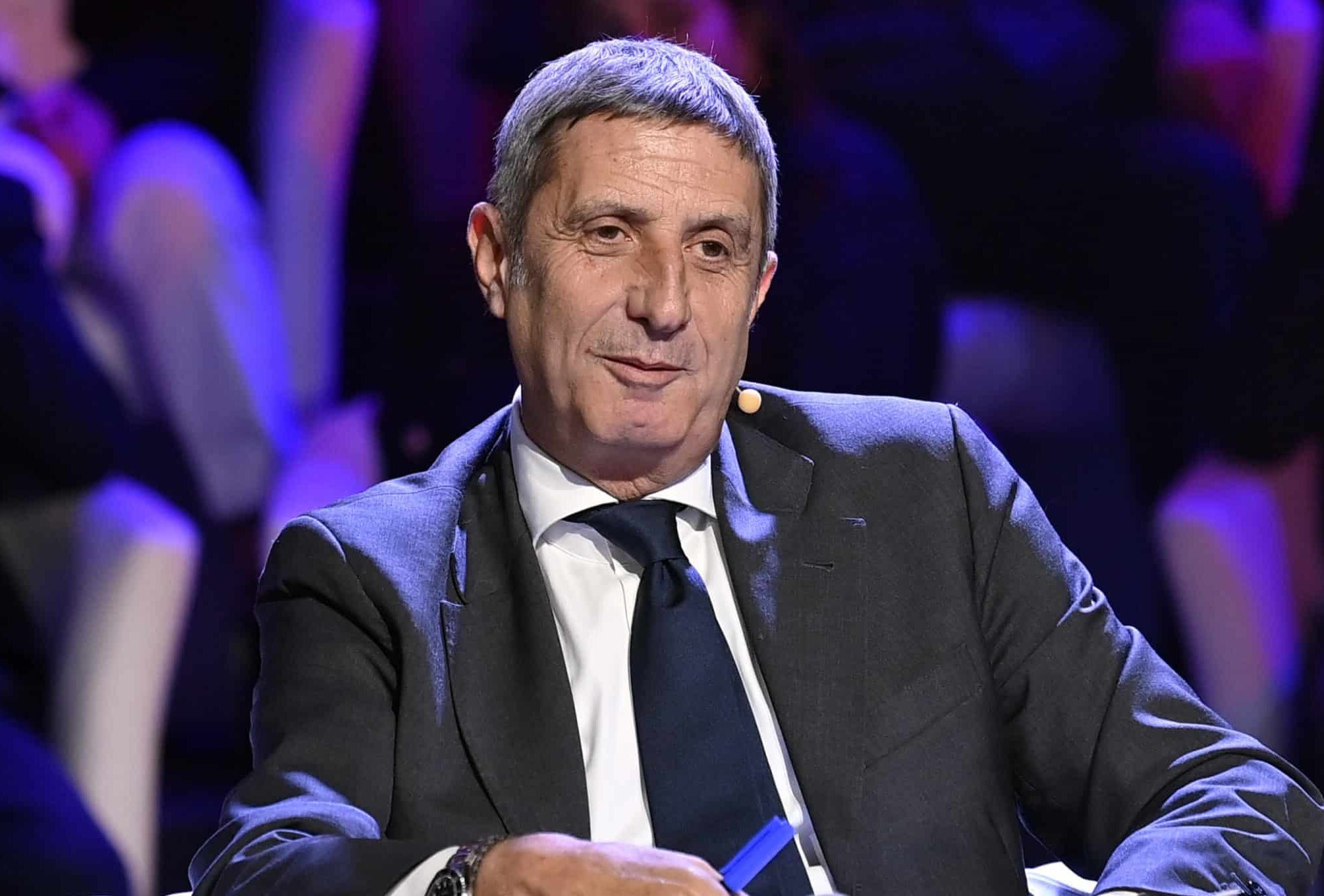 di destra e grato a meloni in rai scoppia il caso del direttore del tg1 chiocci da Lanotiziagiornale.it di destra e grato a meloni in rai scoppia il caso del direttore del tg1 chiocci