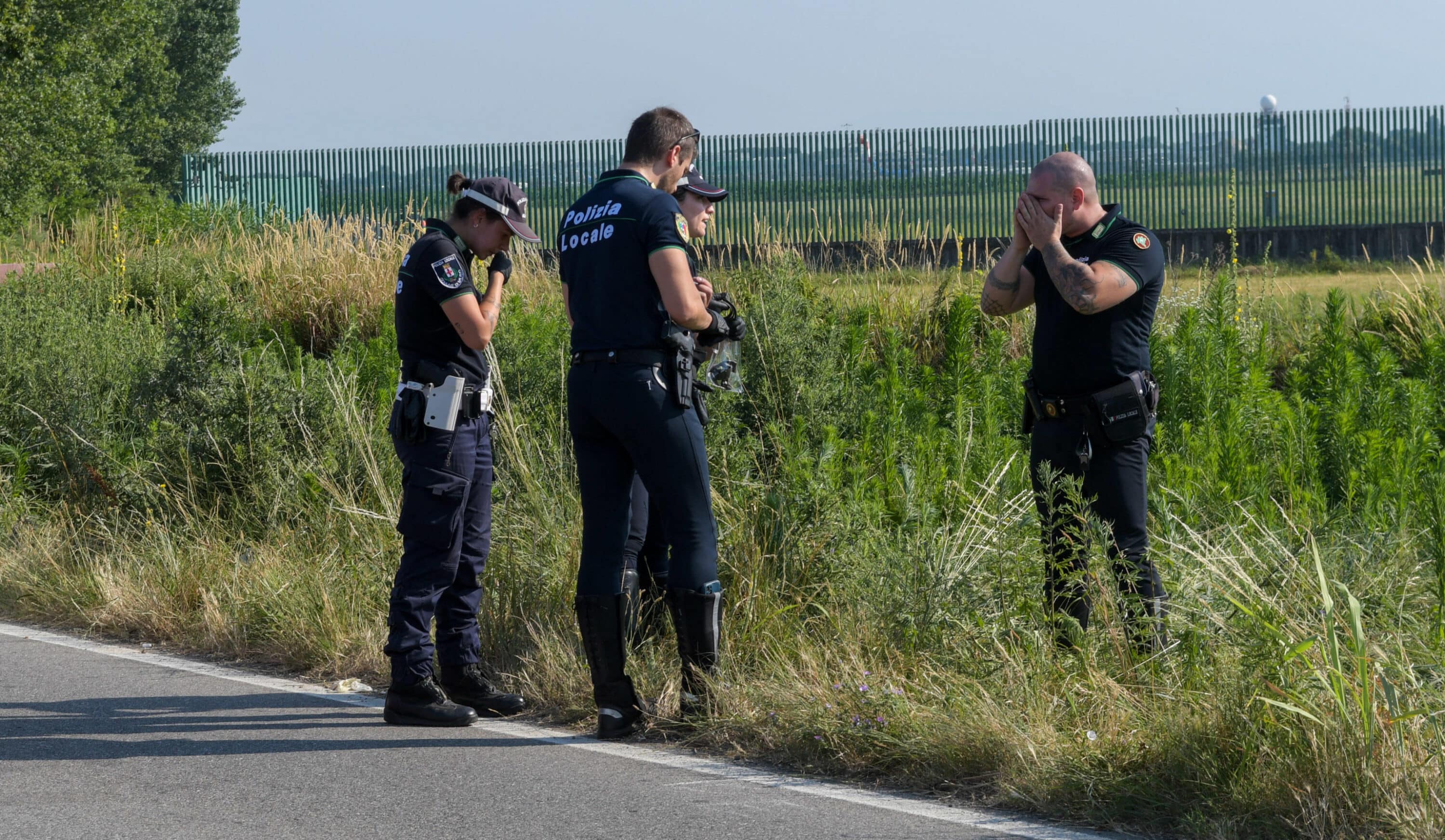 “Chiedo scusa allo Stato italiano”: arrestato il 26enne alla guida del suv durante l’inseguimento costato la vita al vigile Imprezzabile “Chiedo scusa allo Stato italiano”: arrestato il 26enne alla guida del suv durante l’inseguimento costato la vita al vigile Imprezzabile