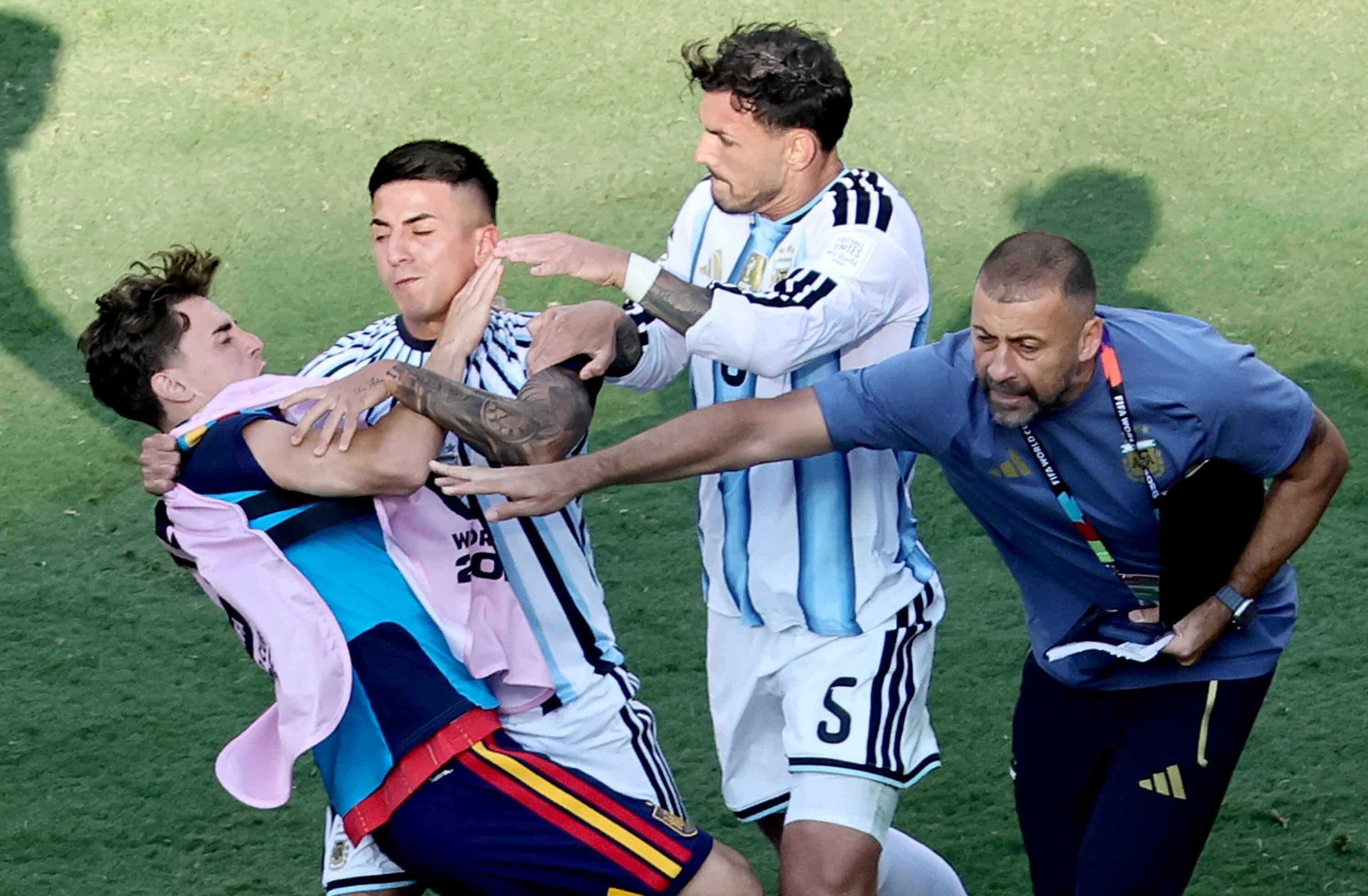 mondiali l8217argentina non sa perdere oltre 90mila firme alla petizione che chiede di rigiocare la finale intanto milei soffia sul fuoco ci criticano perch233 siamo attraenti da Lanotiziagiornale.it mondiali l8217argentina non sa perdere oltre 90mila firme alla petizione che chiede di rigiocare la finale intanto milei soffia sul fuoco ci criticano perch233 siamo attraenti