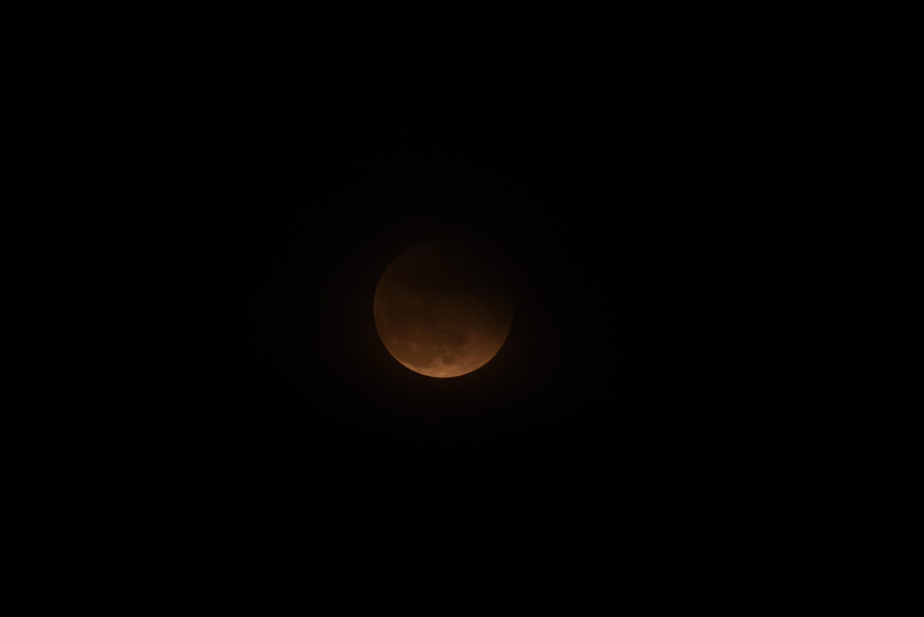 eclissi lunare stanotte 28 agosto 2026 orari dove guardarla e perch233 la luna diventer224 rossa da Lanotiziagiornale.it eclissi lunare stanotte 28 agosto 2026 orari dove guardarla e perch233 la luna diventer224 rossa