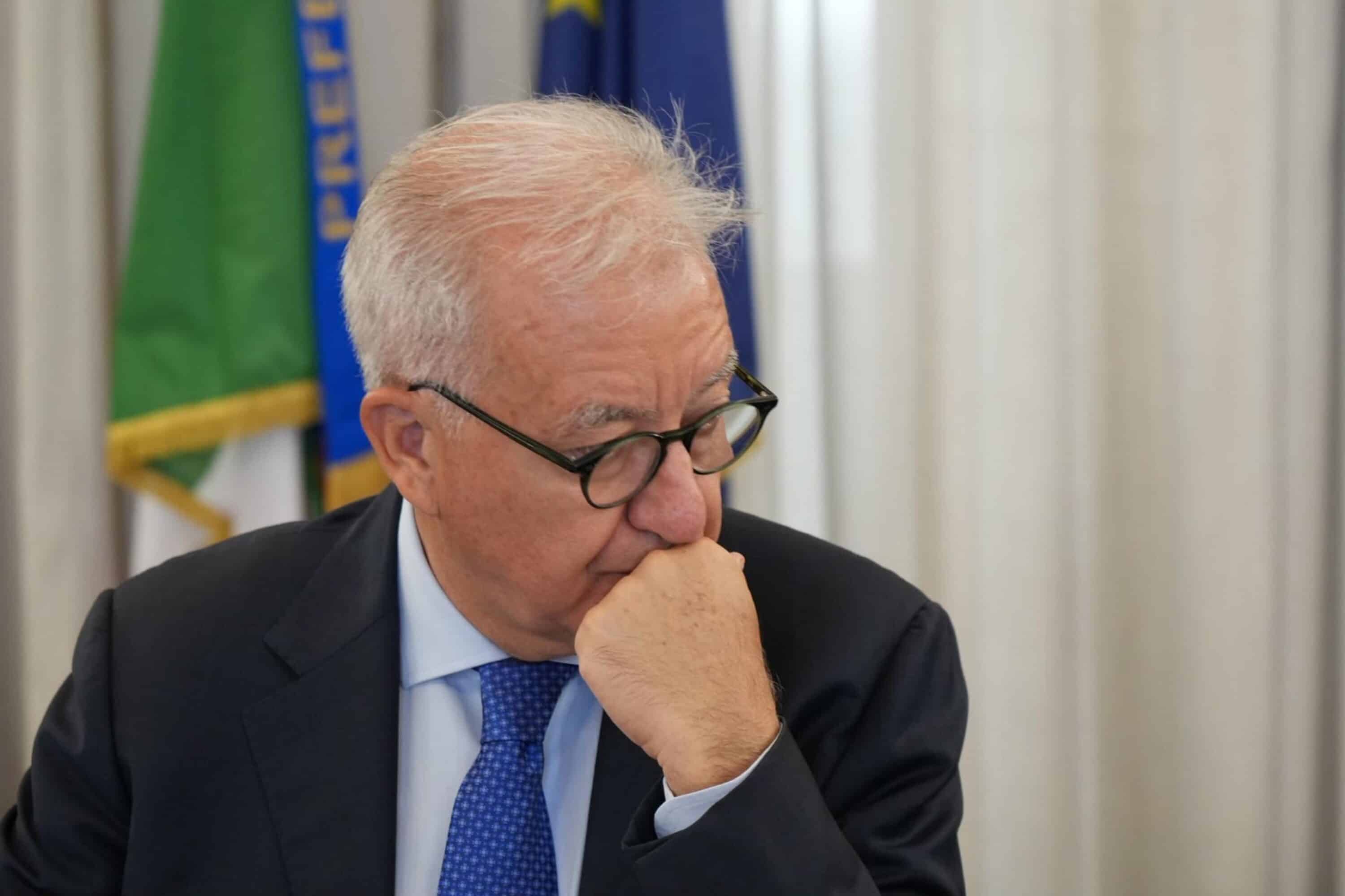 ex ilva il governo prende tempo ma resta senza strategia da Lanotiziagiornale.it ex ilva il governo prende tempo ma resta senza strategia