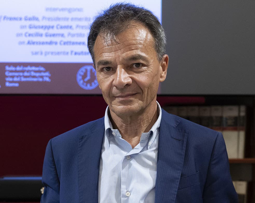 dignit224 del lavoro e giustizia sociale senza la democrazia muore parla l8217economista fassina da Lanotiziagiornale.it dignit224 del lavoro e giustizia sociale senza la democrazia muore parla l8217economista fassina