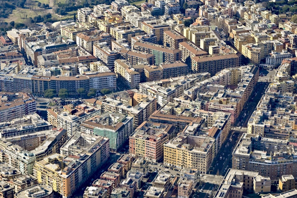 crisi immobiliare l8217overtourism cambia la mappa di roma cos236 gli affitti schizzano alle stelle anche in periferia da Lanotiziagiornale.it crisi immobiliare l8217overtourism cambia la mappa di roma cos236 gli affitti schizzano alle stelle anche in periferia