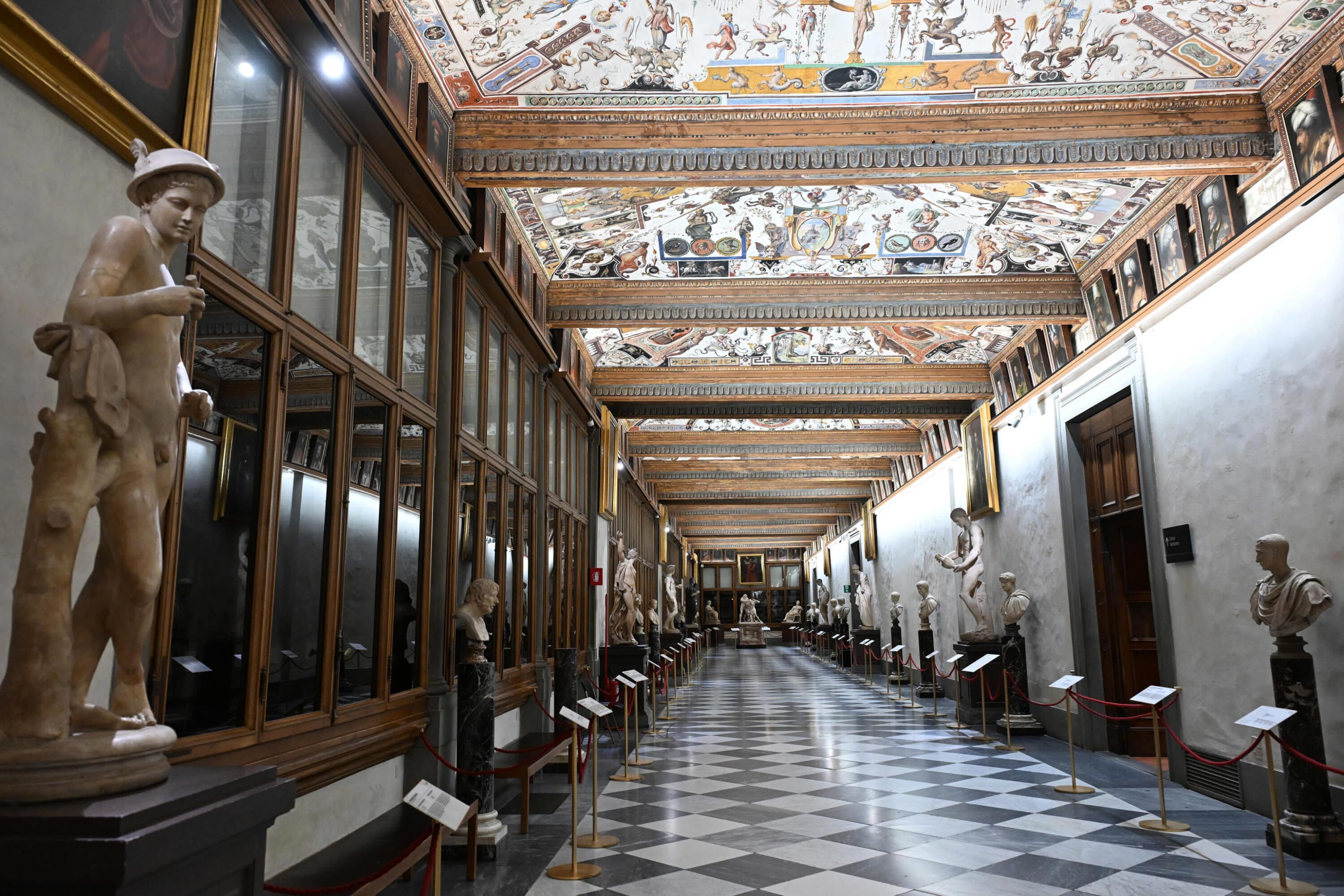 la cultura vale pi249 del lusso per gli italiani 232 un investimento da Lanotiziagiornale.it la cultura vale pi249 del lusso per gli italiani 232 un investimento