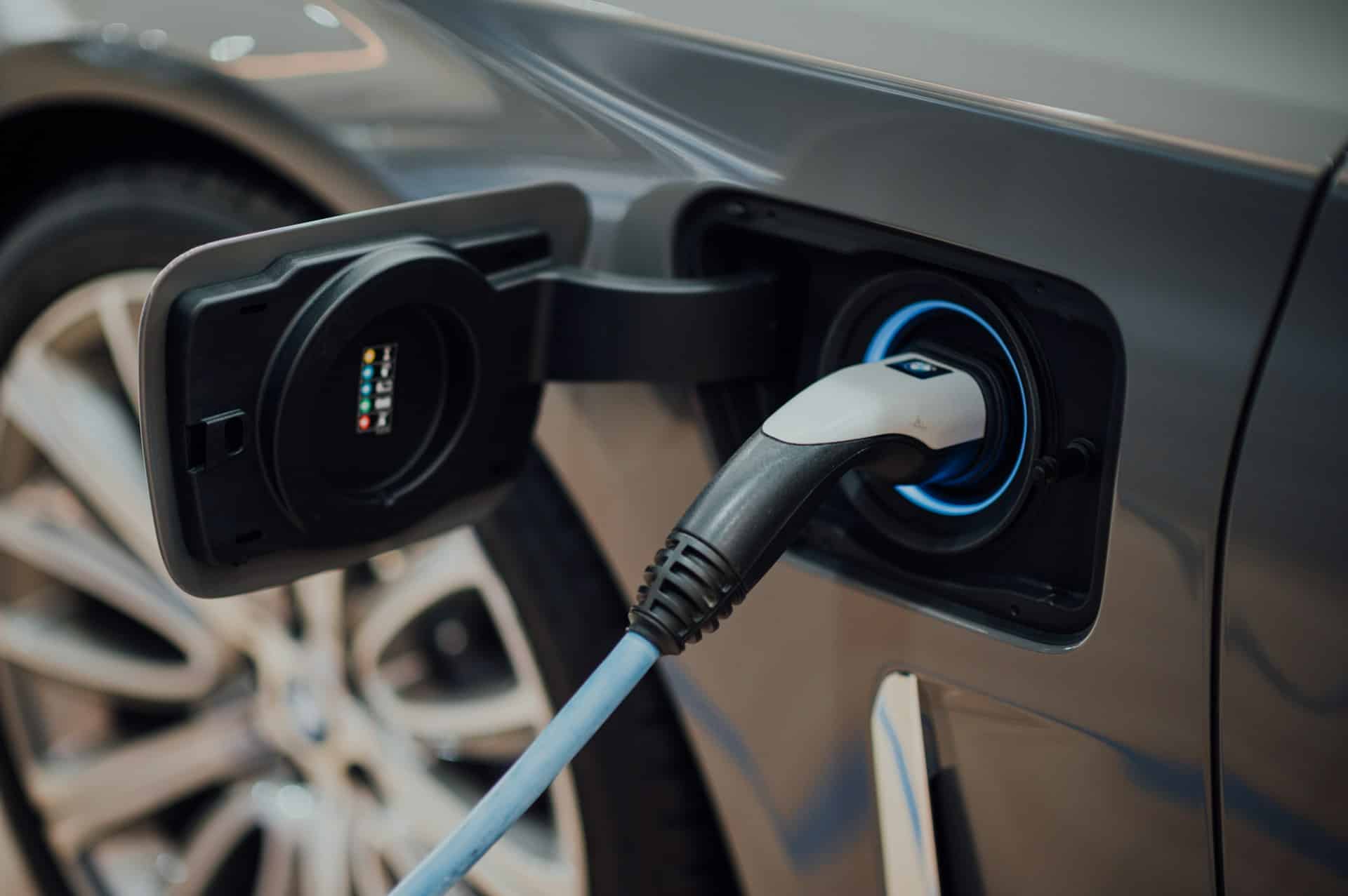 boom di auto elettriche in europa ma l8217italia resta indietro da Lanotiziagiornale.it boom di auto elettriche in europa ma l8217italia resta indietro